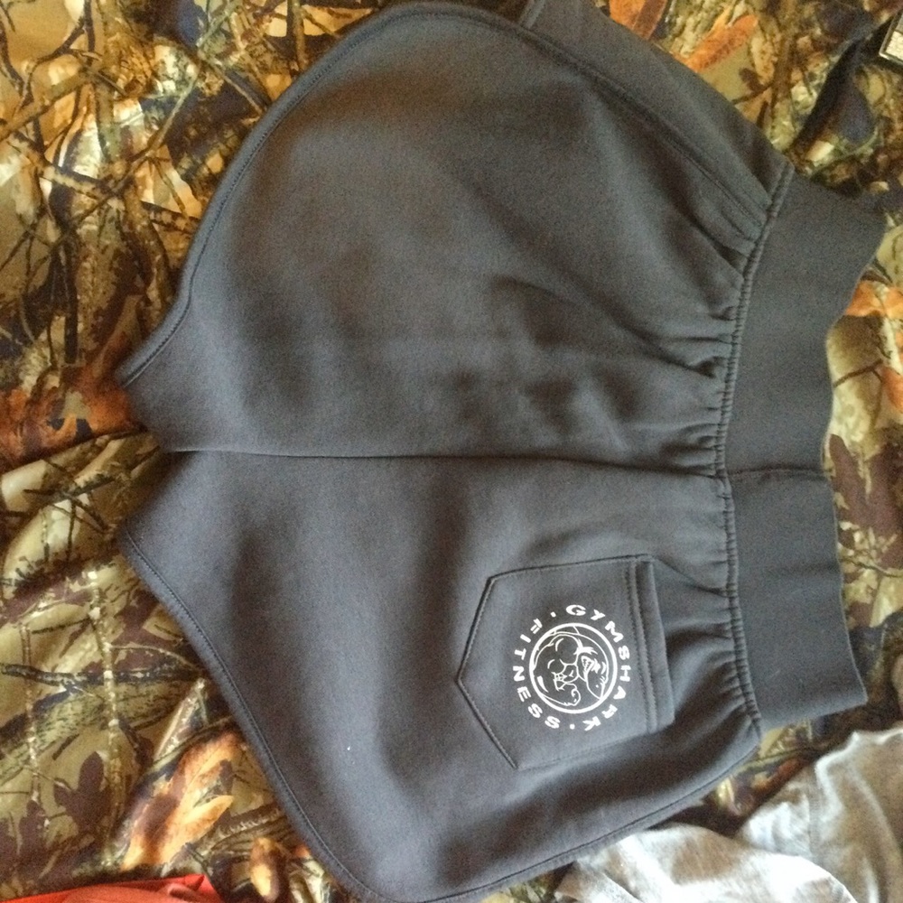 Gymshark legacy fitness shorts - Picture 2 of 2
